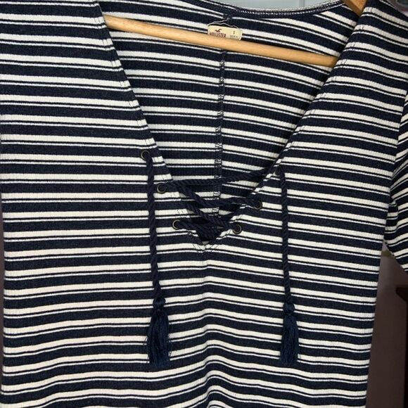 Hollister Striped Front Tie V-Neck Dress - Picture 2 of 5